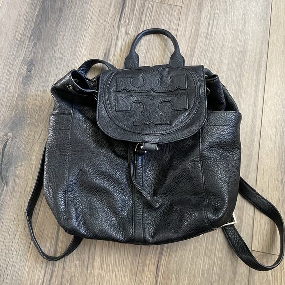 Tory Burch All T Drawstring Black Pebbled Leather Backpack main image 7